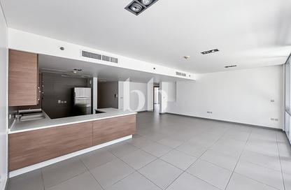 Apartment - 3 Bedrooms - 3 Bathrooms for rent in Ariyana Tower - Dubai Marina - Dubai