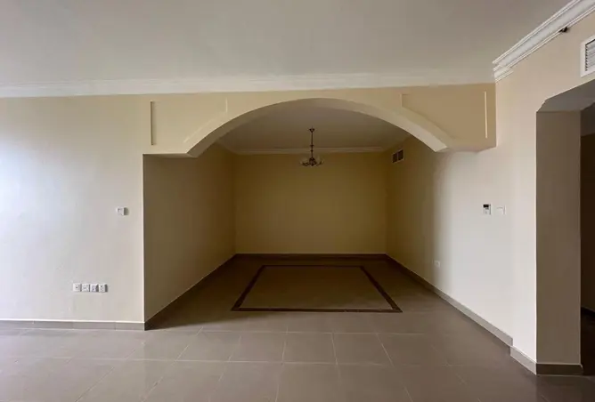 88320102 - Property Image 3