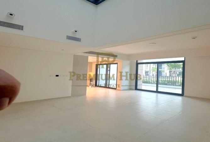 82802320 - Property Image 3