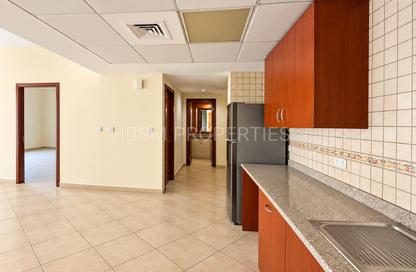 Apartment - 1 - 1 for rent in Shakespeare Circus - Motor City - Dubai