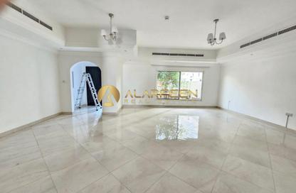 Villa - 4 - 6 for rent in Garden Lane Villas - District 15 - Jumeirah Village Circle - Dubai