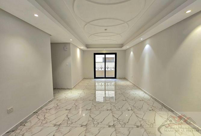 125178302 - Property Image 2
