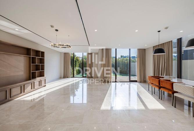 68270683 - Property Image 2