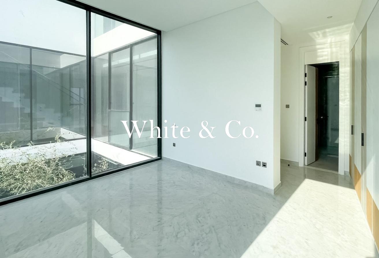 Lake View | Prime Location | Available photo 10