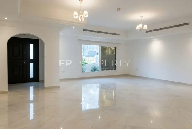 149114308 - Property Image 2