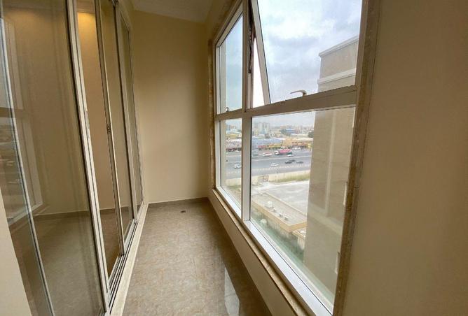 74232526 - Property Image 2