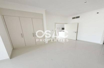 Apartment - 1 Bedroom - 2 Bathrooms for rent in Carson A - Carson - Damac Hills - Dubai