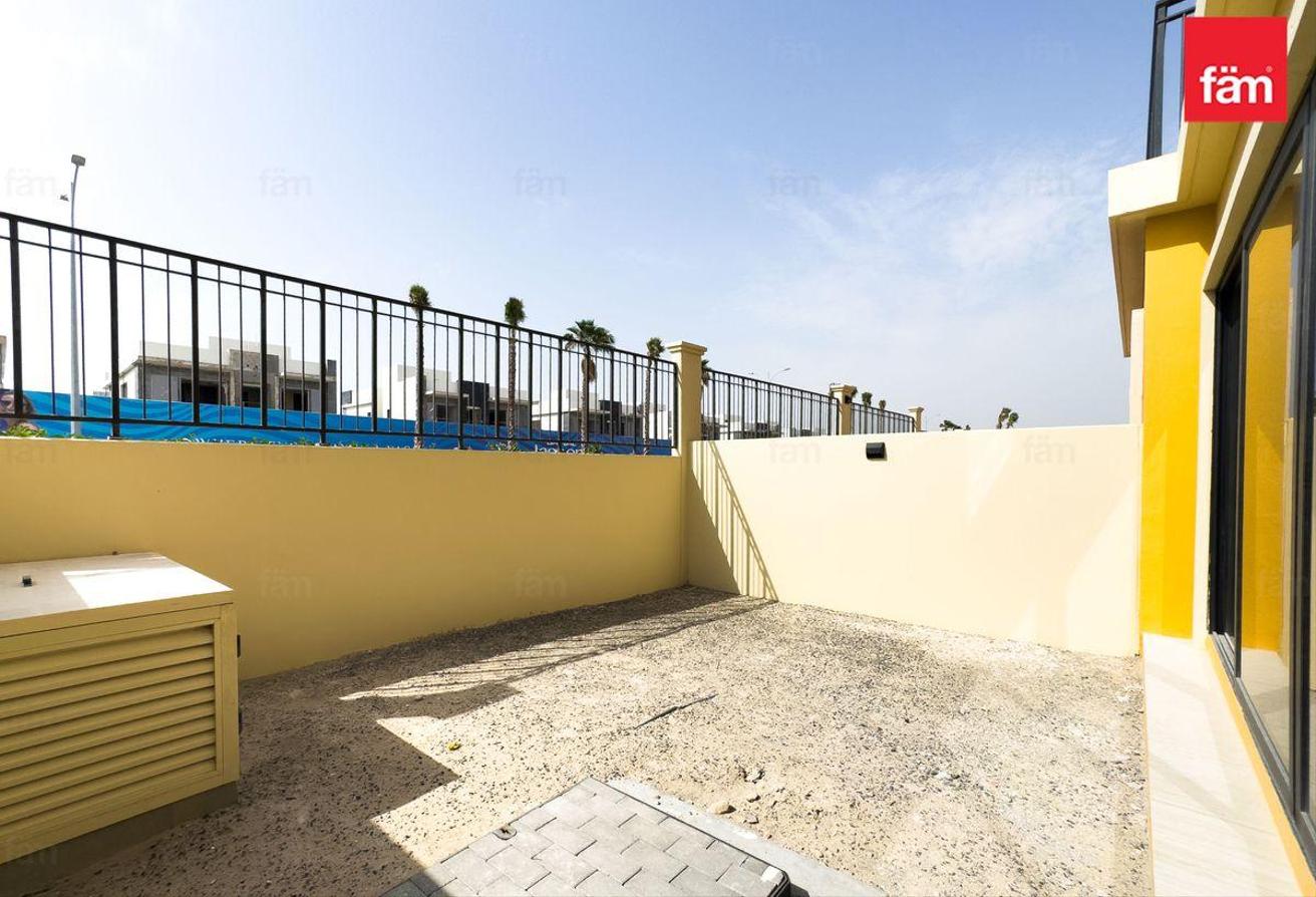 4bhk Single Row| Ready to move in| Brand New photo 13