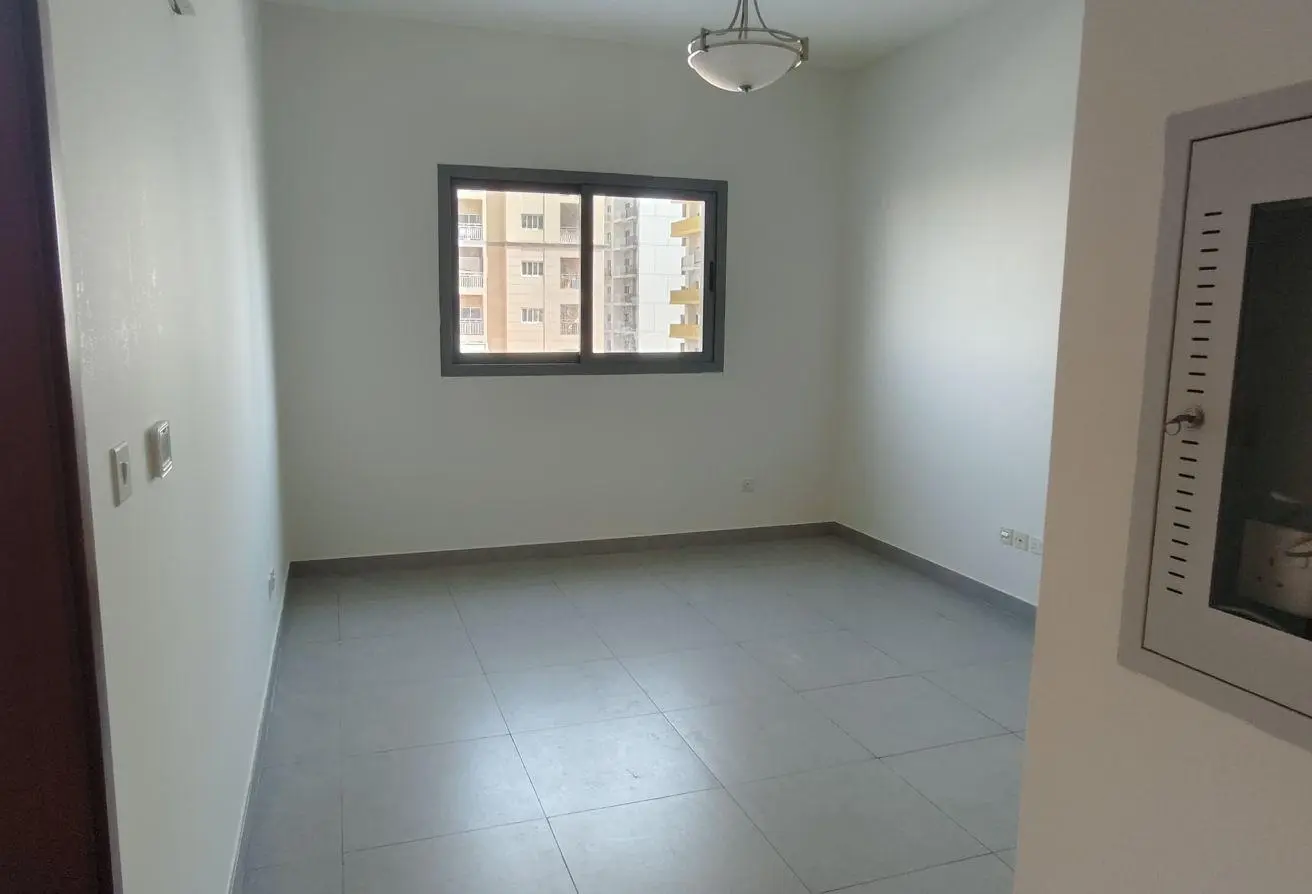 150008942 - Property Main Image