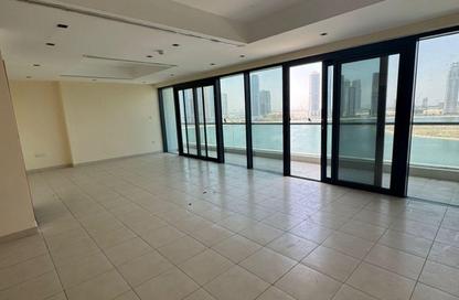 Apartment - 3 Bedrooms - 5 Bathrooms for rent in Al Mamzar Tower - Al Mamzar - Sharjah - Sharjah