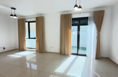 Townhouse - 3 Bedrooms - 4 Bathrooms for rent in Nasma Residence - Al Tai - Sharjah