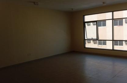 Office Space - Studio - 1 for rent in Ajman Gate Tower - Ajman Industrial 2 - Ajman Industrial Area - Ajman