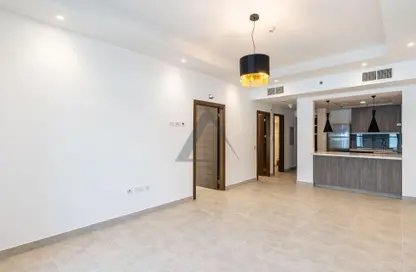 شقة - غرفة نوم - 2 حمامات للايجار في حياتي رزدنسز - منطقة 14 - قرية جميرا الدائرية - دبي