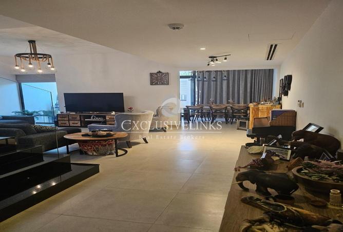 54384361 - صورة العقار 2