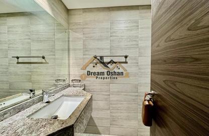 Apartment - 2 - 2 for rent in Rose Building - Al Jaddaf - Dubai