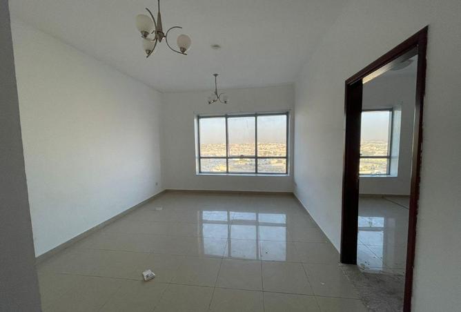 54402875 - Property Image 3