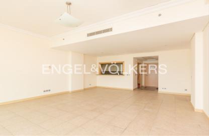 Apartment - 1 - 2 for rent in Al Basri - Shoreline Apartments - Palm Jumeirah - Dubai