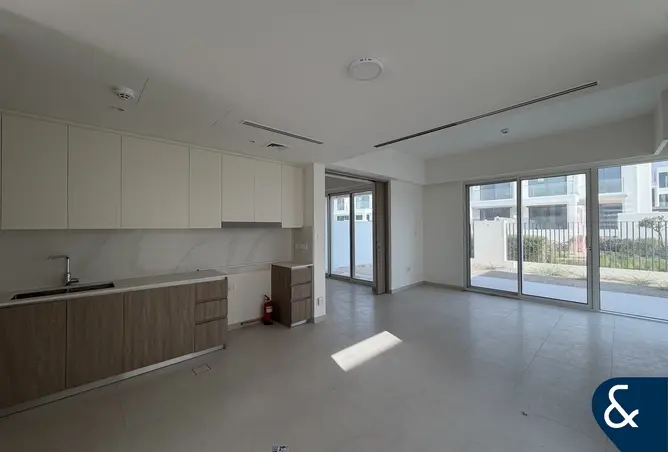 148615226 - Property Image 3