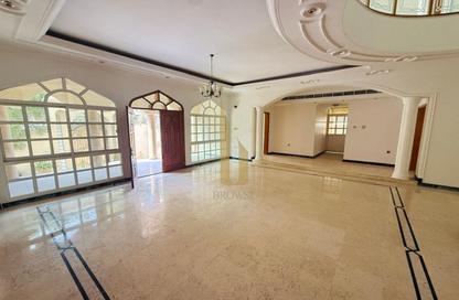 Villa - 5 - 5 for rent in Jumeirah 1 Villas - Jumeirah 1 - Jumeirah - Dubai Villa - 5 - 5 for rent in Jumeirah 1 Villas - Jumeirah 1 - Jumeirah - Dubai