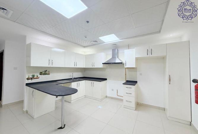 73145659 - Property Image 2