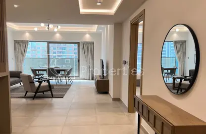 شقة - غرفة نوم - 2 حمامات للبيع في برج أورا ذا إمبانكمينت 2 - أورا الحاجز - أبراج بحيرات الجميرا - دبي