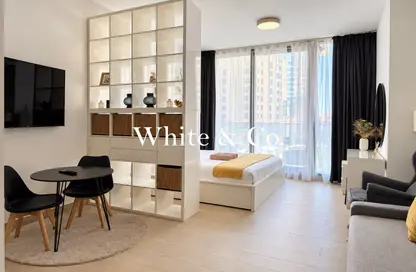 Apartment - 1 Bathroom for sale in LIV Residence - Dubai Marina - Dubai