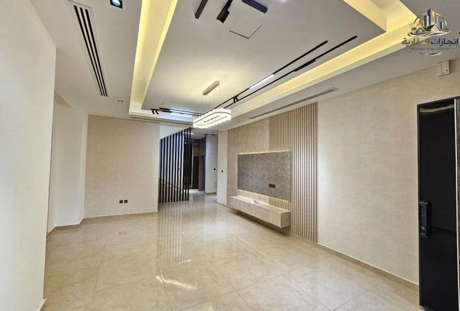 81118894 - Property Image 3