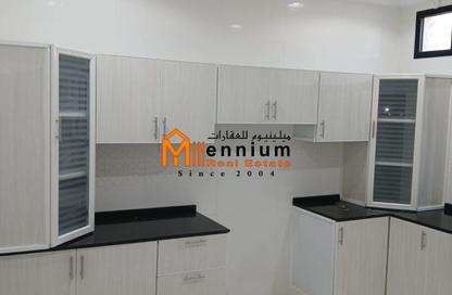 Villa - 7 - 7 for sale in Al Mansoura - Al Sharq - Sharjah