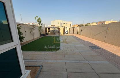 Villa - 4 Bedrooms - 6 Bathrooms for rent in Al Hooshi Villas - Hoshi - Al Badie - Sharjah
