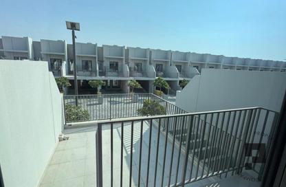 Villa - 2 - 4 for rent in Hadaeq Sheikh Mohammed Bin Rashid - Dubai Villa - 2 - 4 for rent in Hadaeq Sheikh Mohammed Bin Rashid - Dubai