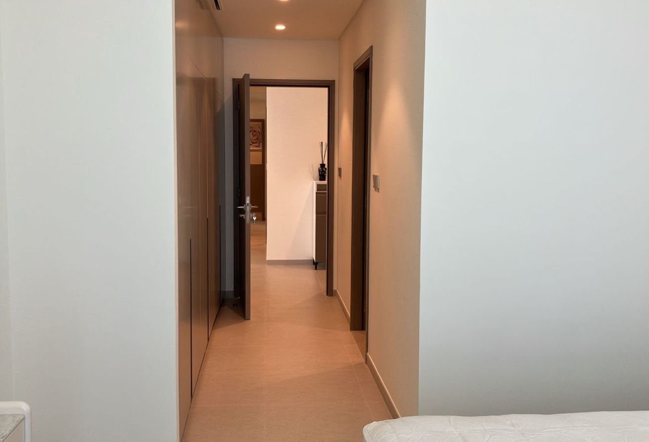 Luxury 3-Bedroom Apartment | Burj Khalifa View — image 21