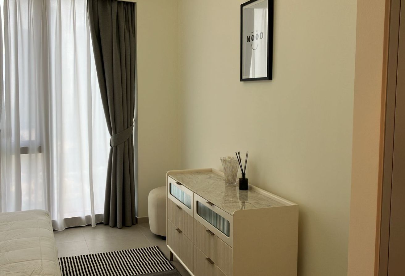 Luxury 3-Bedroom Apartment | Burj Khalifa View — image 18