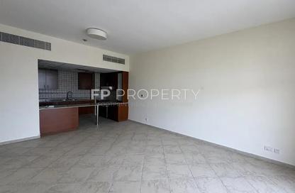 Apartment - 2 Bedrooms - 3 Bathrooms for rent in Widcombe House 1 - Widcombe House - Motor City - Dubai Apartment - 2 Bedrooms - 3 Bathrooms for rent in Widcombe House 1 - Widcombe House - Motor City - Dubai