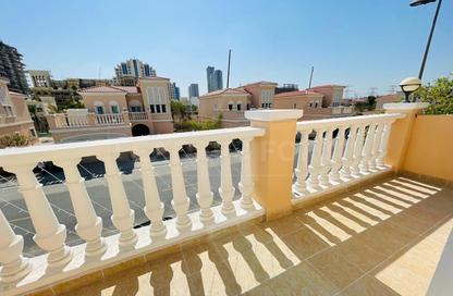 Villa - 3 - 4 for rent in Jumeirah Village Circle - Dubai