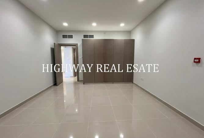 132511203 - Property Image 2