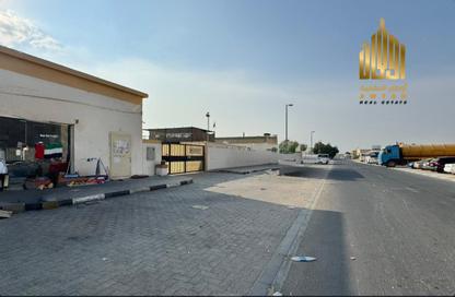 Warehouse - Studio for sale in Ali Mousa Building - Al Sajaa Industrial - Al Sajaa - Sharjah