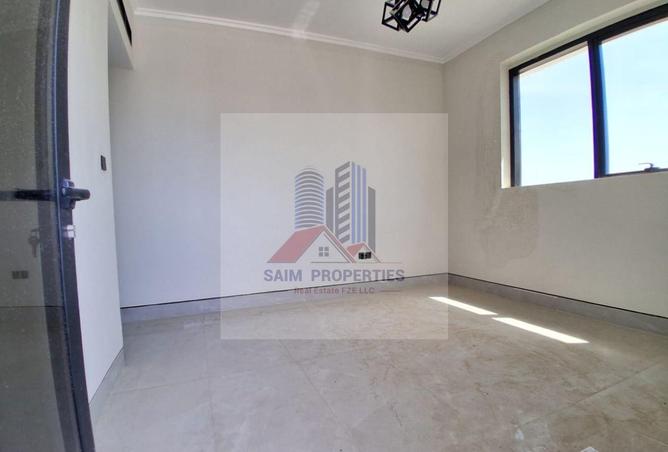 77806907 - Property Image 2