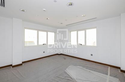 Warehouse - Studio - 7+ Bathrooms for rent in Freezone South - Jebel Ali Freezone - Jebel Ali - Dubai
