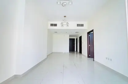 Apartment - 1 Bedroom - 2 Bathrooms for rent in Alza 11 - Dubai Land - Dubai