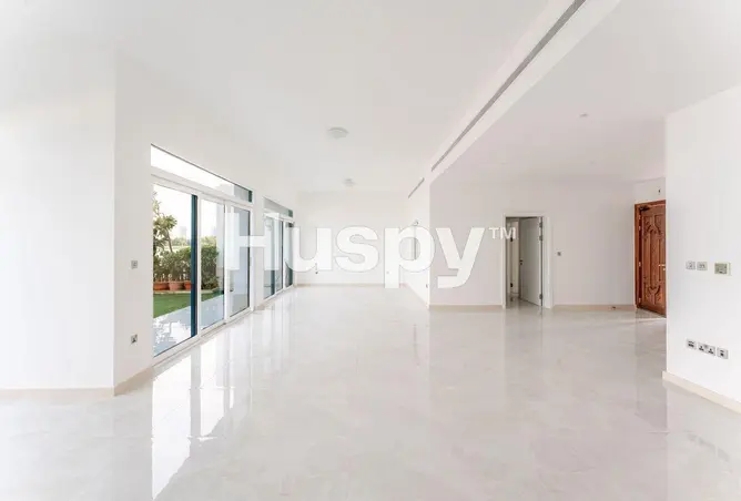 161852400 - Property Image 3