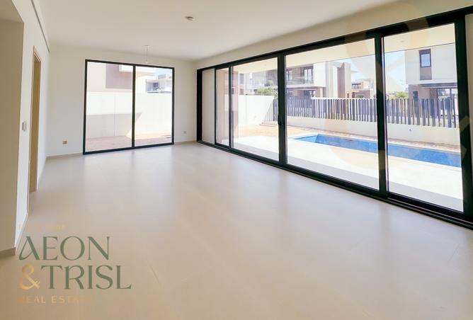 132025031 - Property Image 3