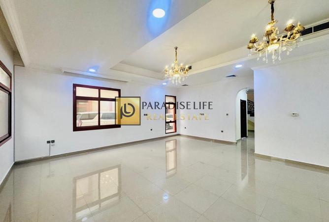 130666426 - Property Image 3