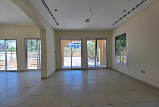 162774145 - Property Image 2