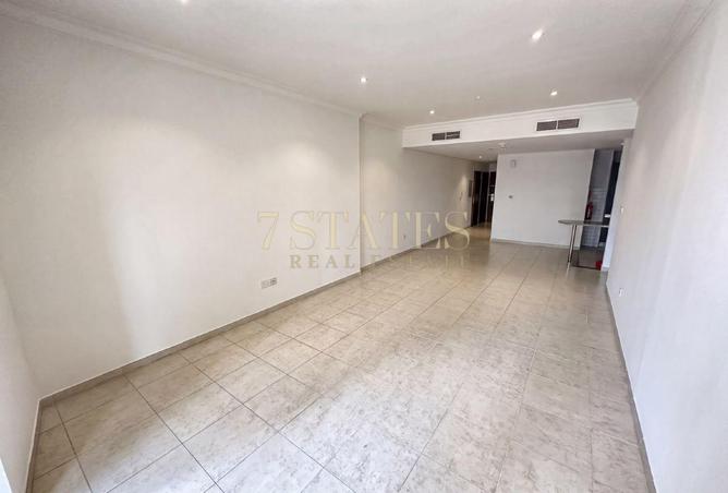 131565405 - Property Image 3