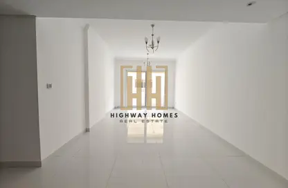 Apartment - 2 Bedrooms - 3 Bathrooms for rent in Muwaileh 29 Building - Muwaileh - Sharjah