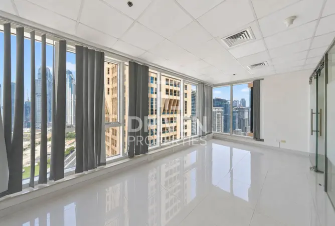 162800247 - Property Image 3
