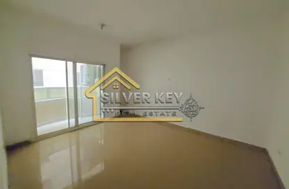 شقة - 2 غرف نوم - 2 حمامات للايجار في الند - القاسمية - الشارقة