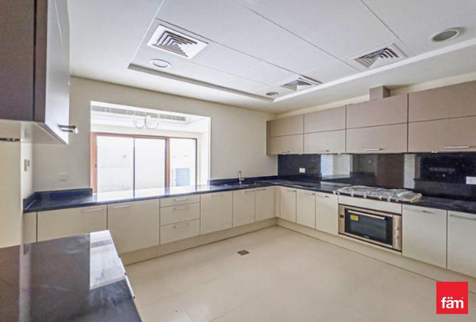 82806955 - Property Image 3