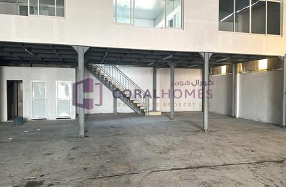 Warehouse - Studio for rent in Umm Ramool - Dubai
