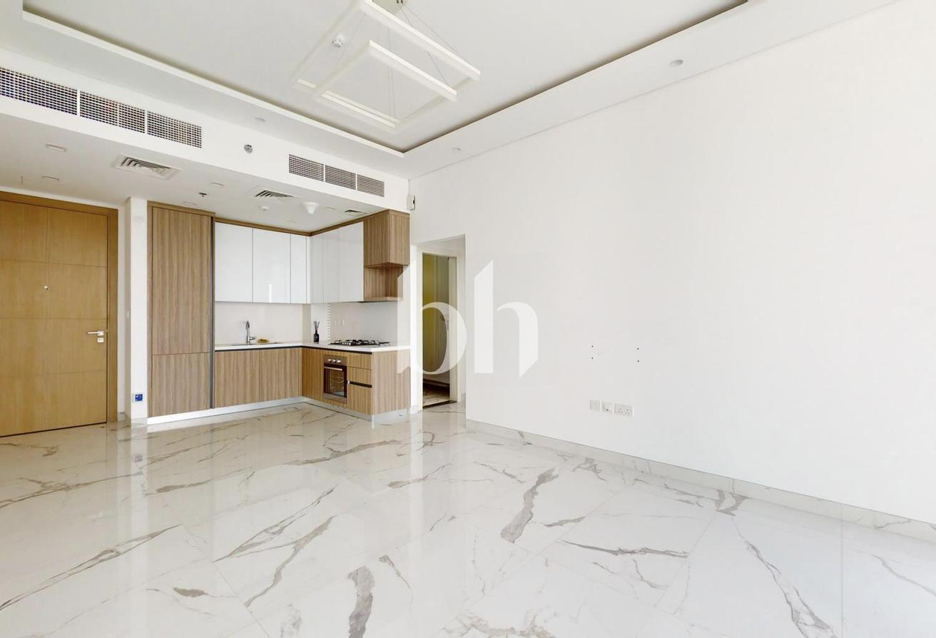Modern | Private Balcony | Unfurnished photo 22